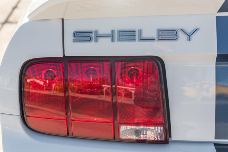 Логотип Shelby GT500 2007 года  (фото 43 из 128)